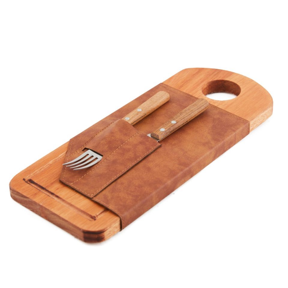 Tabla de madera de leuka + Cubiertos tramontina